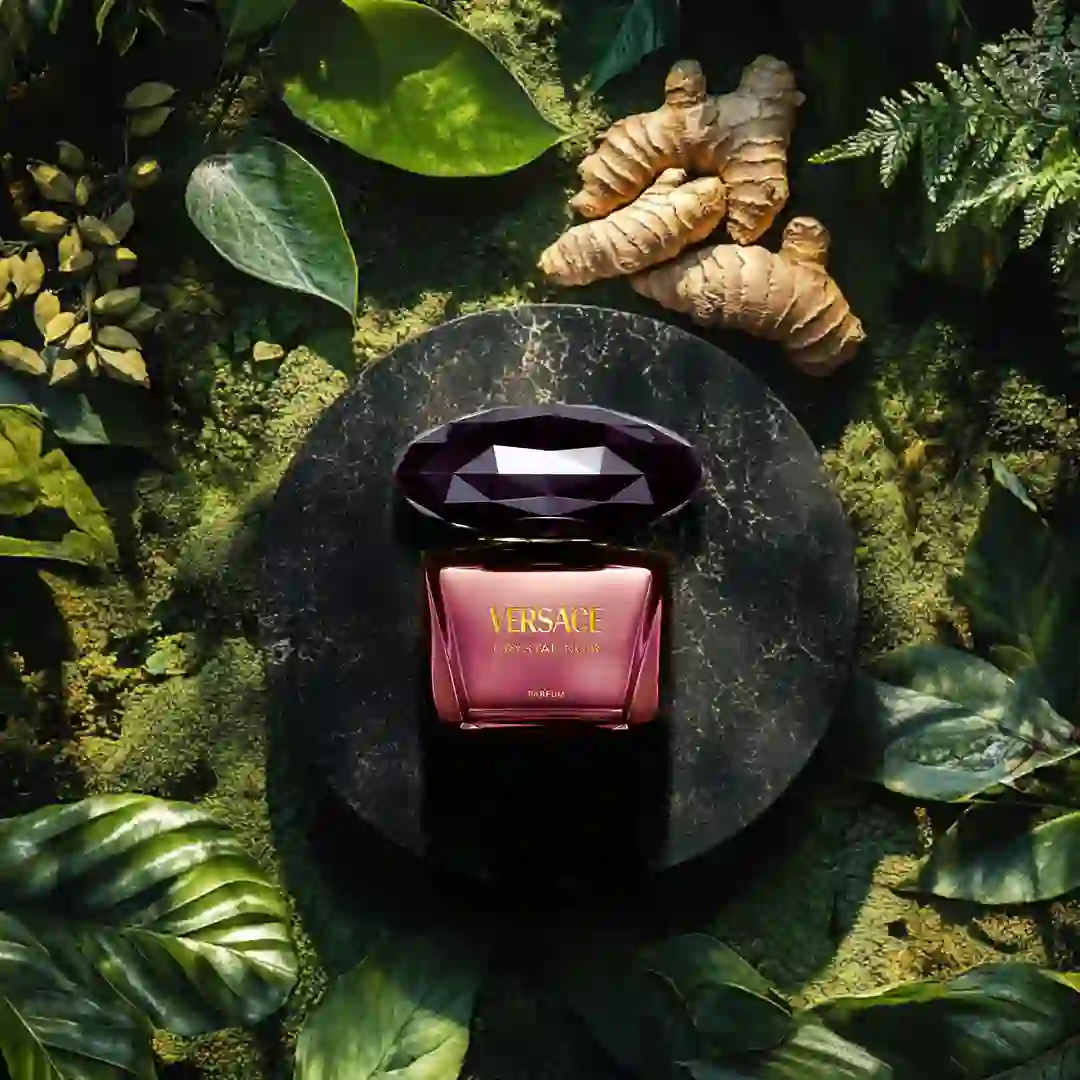 Versace Cystal Noir 01